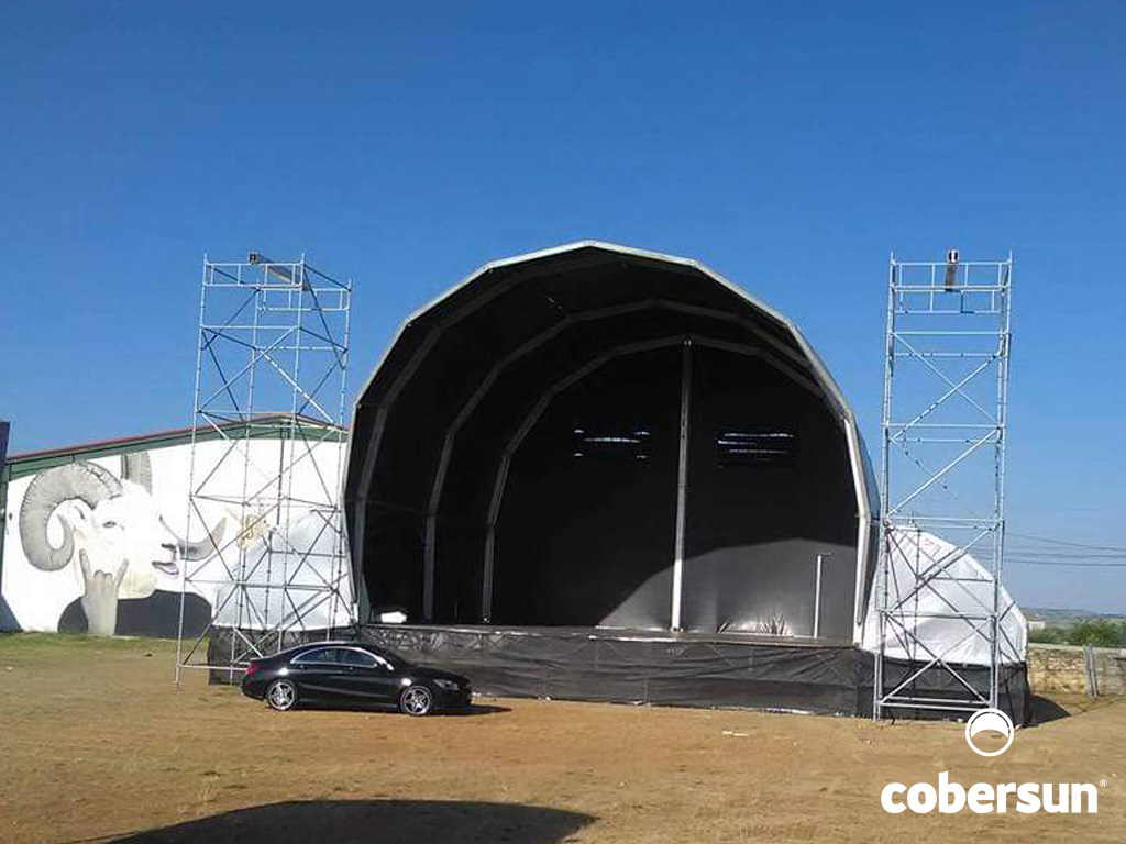 Tenda para eventos, recintos desportivos e cobertura de palcos formato Iglo - Cobersun