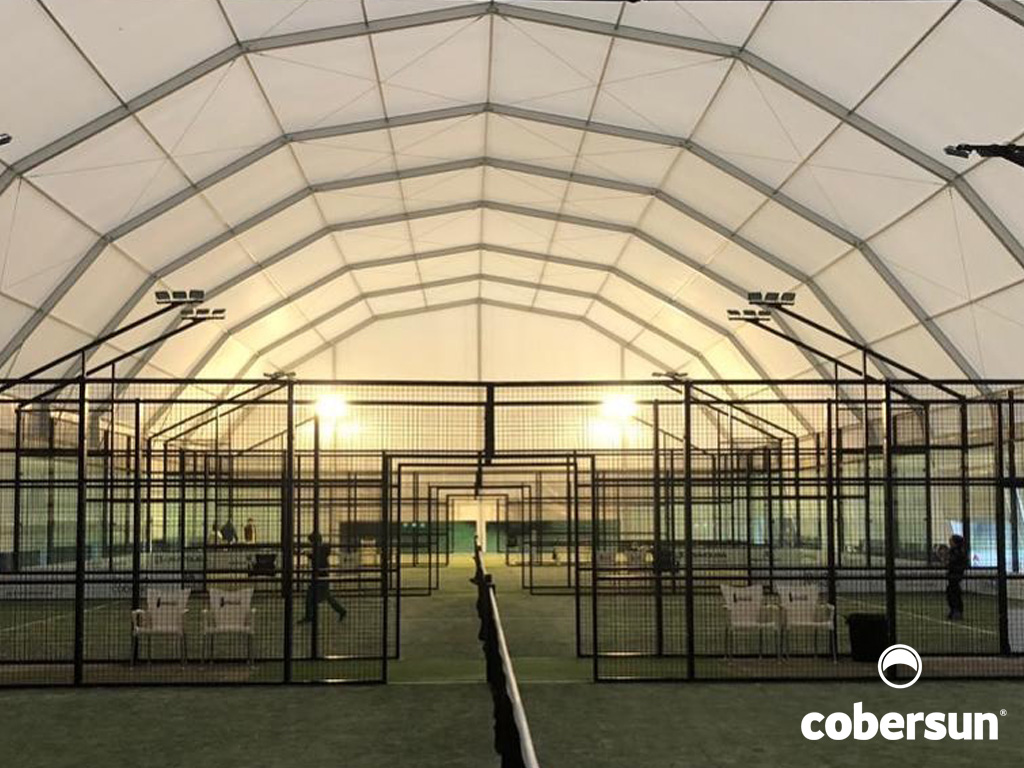 Tenda para eventos, recintos desportivos e cobertura de palcos formato Iglo - Cobersun